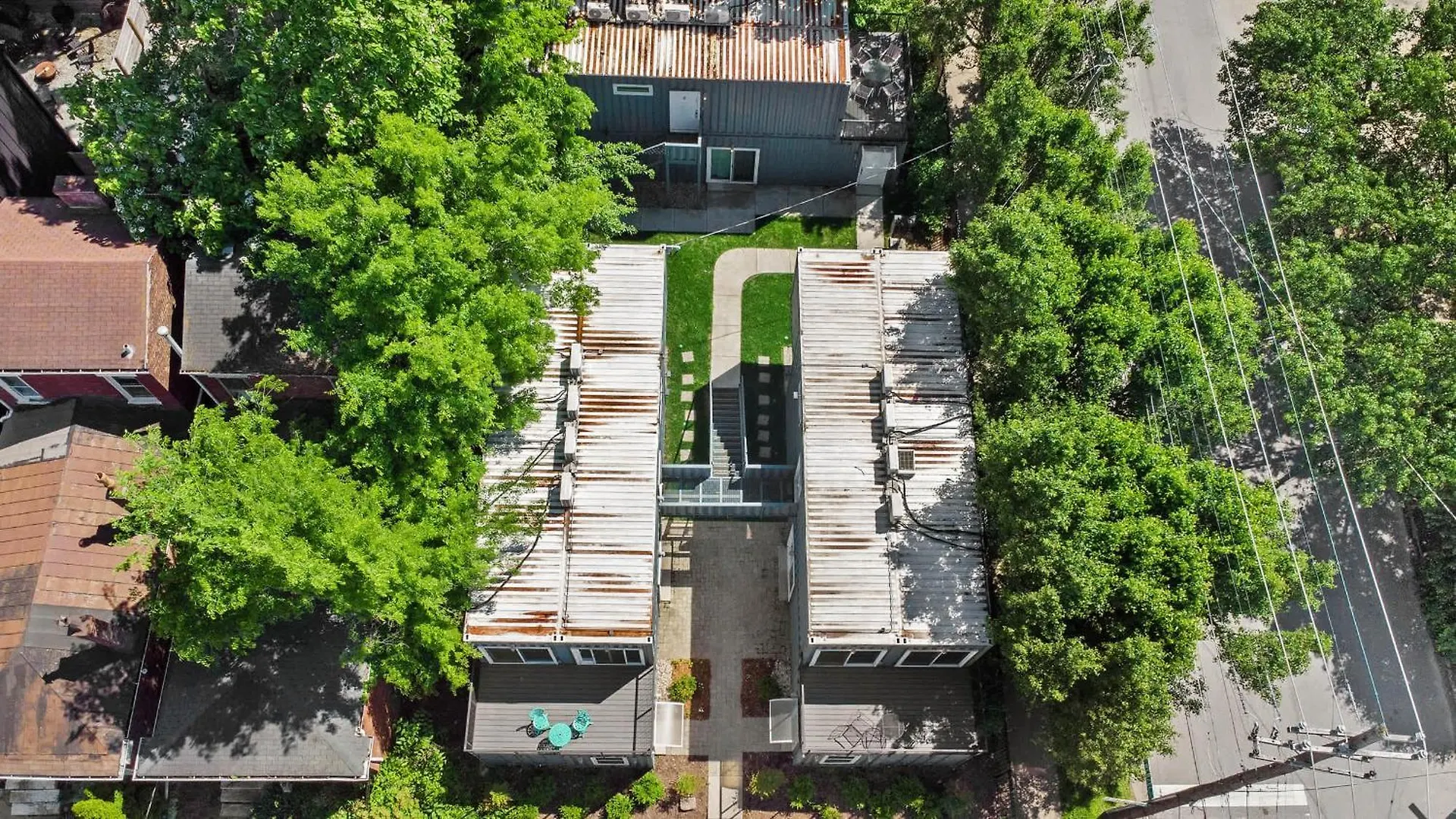 루이빌 Unique Retreat Two 1Br Shipping Container Units 아파트