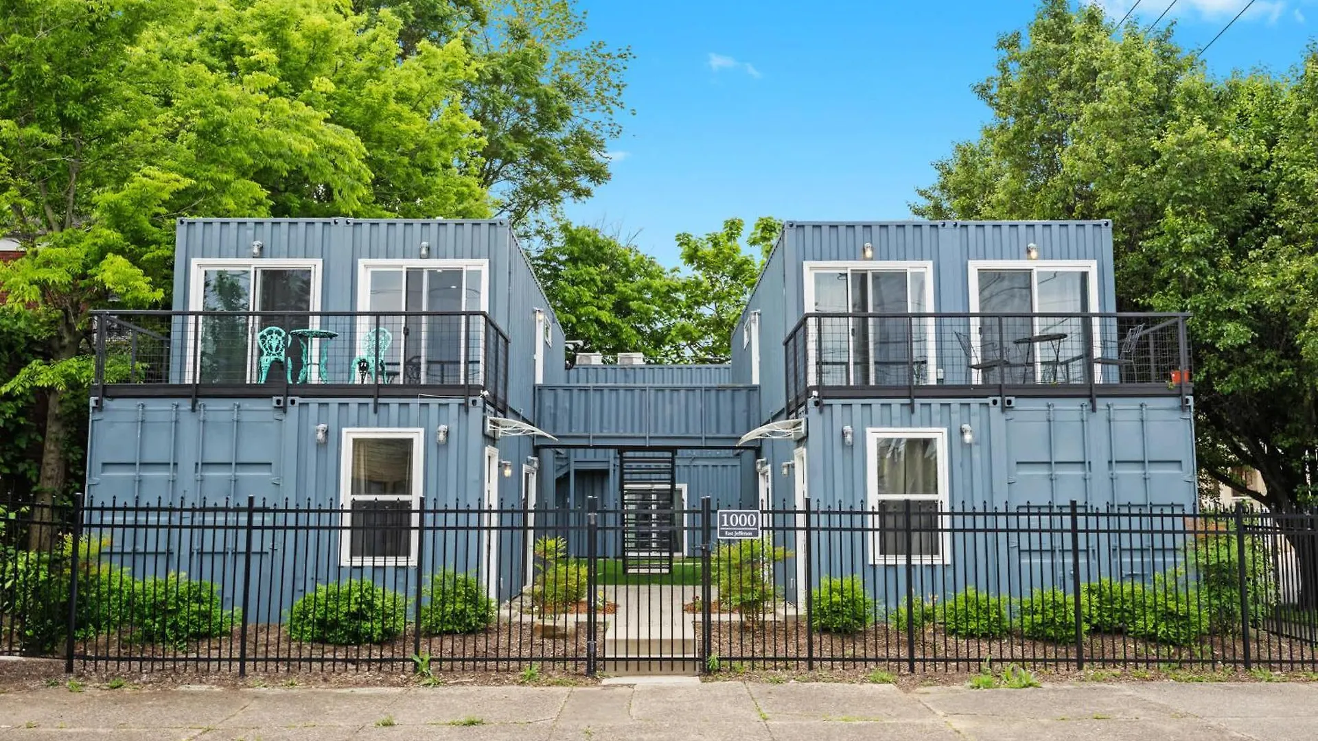 루이빌 Unique Retreat Two 1Br Shipping Container Units 아파트