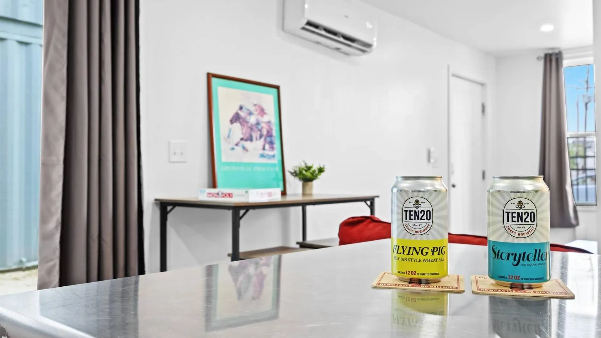 루이빌 Unique Retreat Two 1Br Shipping Container Units 아파트